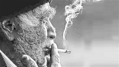 نزاعات الأبناء والآباء.. عار فى جبين الأسرة