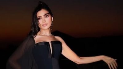 مي عمر تطل بفستان جذاب عكس رشاقتها 