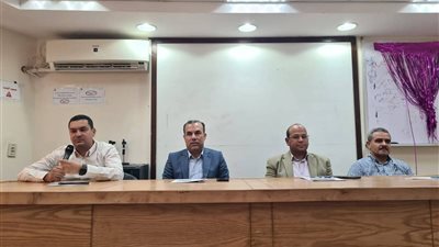 وكيل صحة البحيرة يترأس اجتماعًا موسعًا مع مديري المستشفيات لمتابعة الأداء وتطوير الخدمات الطبية