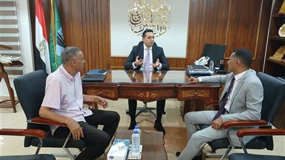 نائب محافظ الفيوم يناقش مع منطقة الكرة الاستعداد للموسم الكروى الجديد