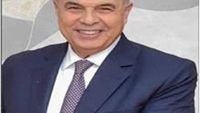 محافظ الإسكندرية يهنئ أبناء المحافظة من أوائل الدبلومات الفنية