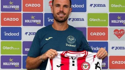 برينتفورد يعلن التعاقد مع جوردان هندرسون 