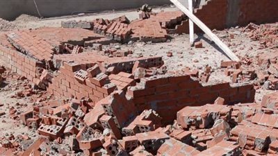 إزالة 4 حالات تعدى على أملاك الدولة ووقف أعمال بناء مخالف بالدلنجات