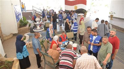 محافظ أسيوط يطلق فعاليات الحملة القومية 100 يوم صحة