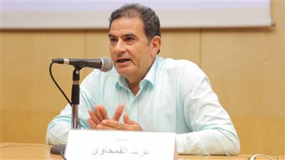 مكتبة الإسكندرية تحتفي بأعمال الكاتب عزت القمحاوي في ندوة على هامش معرضها الدولي للكتاب