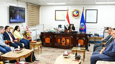 محافظ البحيرة تستقبل وفداً من وزارة التنمية المحلية وبرنامج الأمم المتحدة للمستوطنات البشرية 