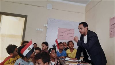 ورشة عمل بعنوان حكايات جدتي القديمة عبرة وعظة بثقافة نجع حمادي 