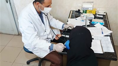 الكشف على  1690مواطن خلال القافلة الطبية بكفر الشيخ هلال  بالدقهلية