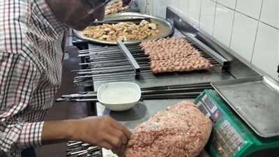 حملات تفتيشية مكثفة على مطاعم وأكشاك جنوب الغردقة 