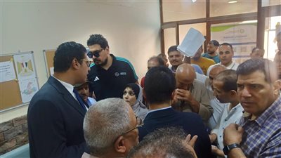 نائب محافظ الدقهلية والسكرتير العام يتفقدان مركز المنصورة