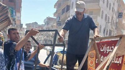 «رئيس الدلنجات» يوجه بحملات يومية لإزالة الإشغالات وإعادة الانضباط للشوارع 