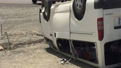 إصابة 6 مواطنين بكسور وجروح في انقلاب ميكروباص على الطريق الزراعي بالبحيرة