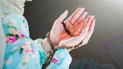 25 من المحرم.. أدعية الزوجة لزوجها تجلب البركة وتحفظه من الشرور