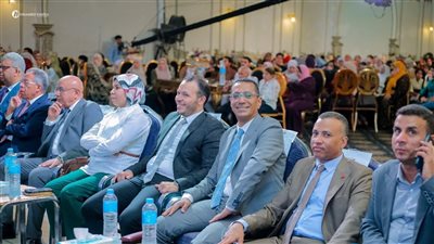 نقابة أطباء قنا تكرّم 61 طبيبًا بحضور نقيب أطباء مصر
