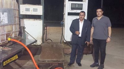 ضربة جديدة للسوق السوداء.. تموين دمياط يحبط تهريب ٢٠٠٠ لتر بنزين مدعم