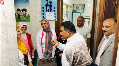 محافظ الدقهلية  يوجه بـإمداد وحدة كفر علام الصحية بالأدوية والمستلزمات الطبية 