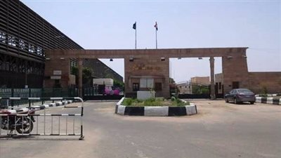 محافظ أسوان: تقديم كافة التسهيلات لإستقبال قطار الأخوة السودانيين بمحطة ميناء السد العالى شرق