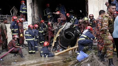 ارتفاع عدد ضحايا تحطم طائرة تابعة لسلاح الجو في بنجلاديش إلى 27