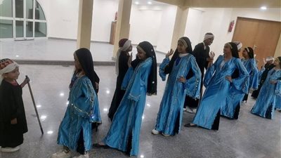 ورش وعروض فنية متنوعة بثقافة البحر الأحمر 