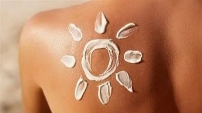 طبيبة تحذر: لا تستخفوا بأشعة الشمس.. و