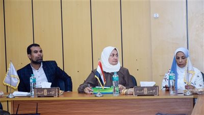 بحضور ممثلي 21 دولة.. مستشارة شيخ الأزهر تلتقي رؤساء الاتحادات الطلابية للوافدين