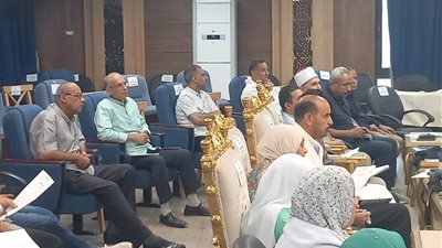 أسيوط: التنسيق بين الجهات ضرورة لمواجهة الزيادة السكانية وتحسين الخصائص المجتمعية 