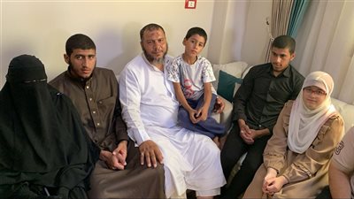 الثاني على الجمهورية علمي يؤم المصلين ويتمنى دخول كلية للشريعة 