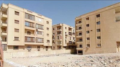 صرخات تحت الخرسانة