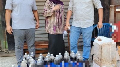 ضبط مصنع غير مرخص لإنتاج السلع الغذائية بالبحيرة