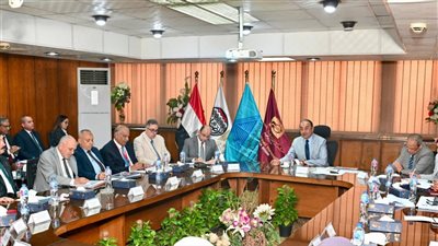 قطاع الأعمال: التوسع في المشروعات العقارية المتكاملة وزيادة حجم أعمال التشييد الخارجية