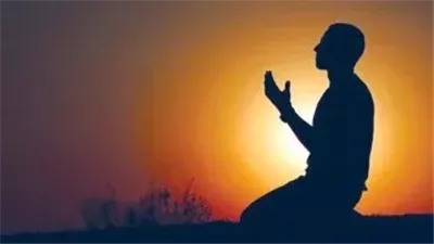 أذكار المساء كاملة.. تحميك من شرور الدنيا وتوسع رزقك