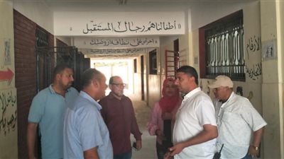 جولات ميدانية وحملات نظافة موسعة بمركز أبو المطامير