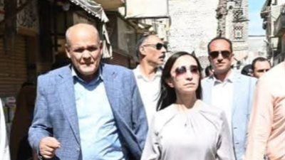 محافظ البحيرة تتفقد عدد من الشوارع والمناطق الأثرية والخدمية بمدينة رشيد