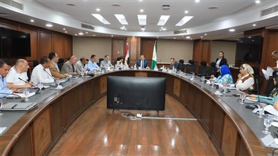 محافظ الجيزة يبحث شكاوى المواطنين بالعجوزة والعمرانية والحوامدية ومراكز البدرشين وأبو النمرس