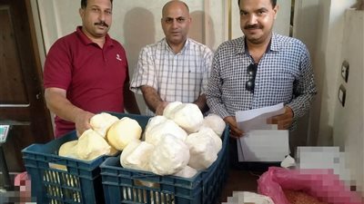 ضبط سمن مجهول المصدر و 313 عبوة من الأدوية البيطرية منتهية الصلاحية بالبحيرة