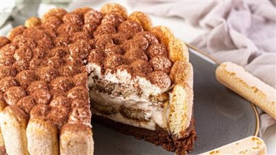 كيكة التيراميسو متعددة الطبقات