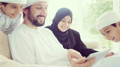 عطية لاشين ينصح زوجًا عبوسًا: هكذا تكون العِشرة بالمعروف والاقتداء برسول الله