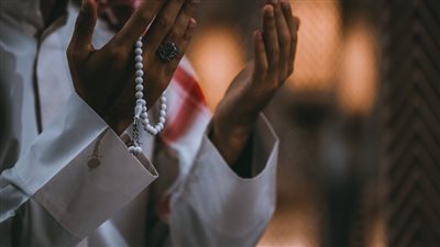 أدعية وأذكار المساء لتحصين النفس..  لا تتركها يوميًا