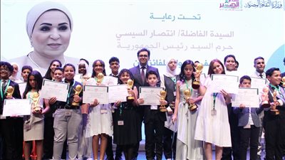 وزير الثقافة يشكر انتصار السيسي لرعايتها ودعمها جائزة الدولة للمبدع الصغير