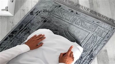 كيف كان النبي يصلي قيام الليل؟