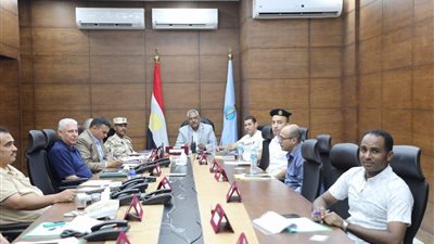 سكرتيرعام البحر الأحمر يترأس غرفة عمليات متابعة انتخابات الشيوخ