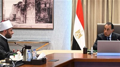 رئيس الوزراء يوجه بتطوير منظومة استثمار أملاك الوقف
