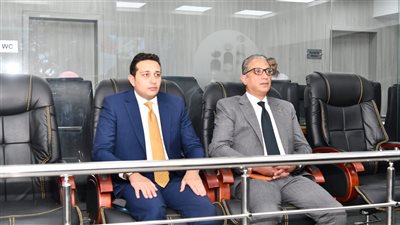 محافظ الفيوم يتابع سير أعمال انتخابات مجلس الشيوخ خلال الفترة المسائية