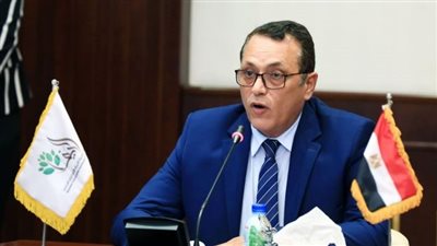 رئيس شركة تنمية الريف المصري الجديد يستعرض مستجدات مشروع 1.5 مليون فدان