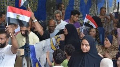 أهالي القليوبية يتوافدون على لجان التصويت بانتخابات مجلس الشيوخ