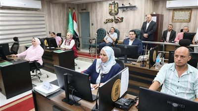 محافظ المنوفية يتابع آخر دقائق لعملية التصويت لانتخابات مجلس الشيوخ