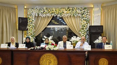 نقابة صيادلة المنصورة تحتفي بمستشارة الاتحاد العالمي لحماية الطفولة