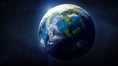 الأرض تدور أسرع.. وتحذيرات من آثار بيئية وصحية مقلقة