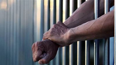 بسبب تحميل الركاب.. سائق يطعن زميله في مشاجرة بالعاشر من رمضان