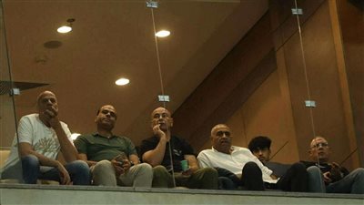 جهاز منتخب مصر يحضر مباراة سيراميكا والزمالك